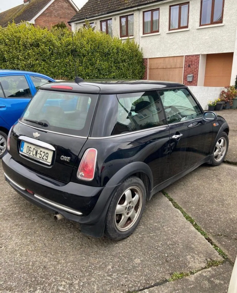 Mini One Hatchback NCT 01/27 - Image 3
