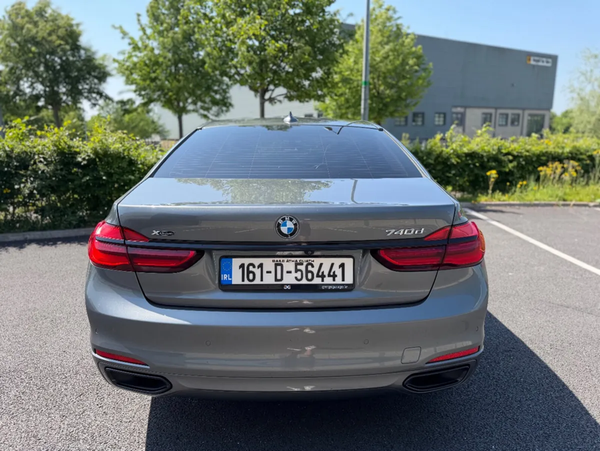 BMW 7-Series X DRIVE 740d *FULL SERVICE HISTORY* - Image 4