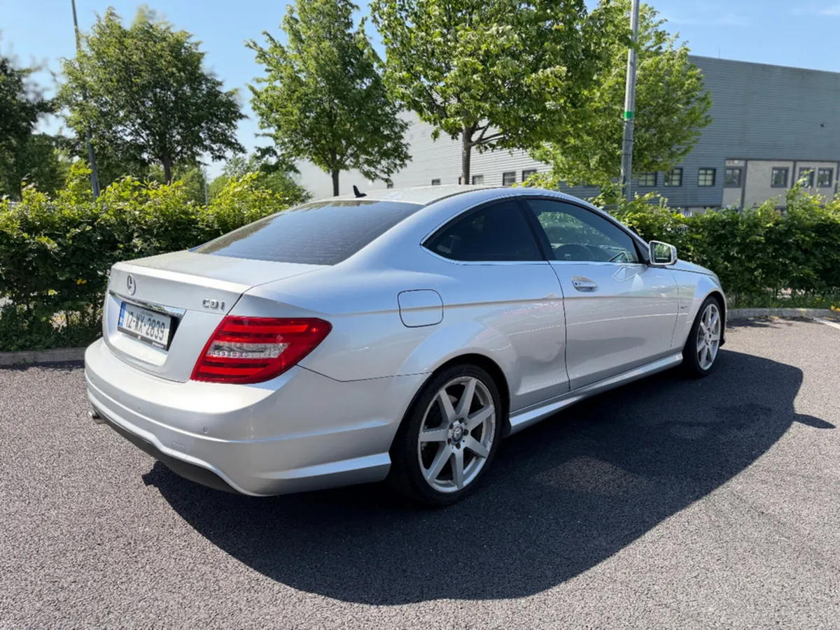 Mercedes-Benz C-Class 2.1 CDI SPORT  AUTO  AMG LIN - Image 5