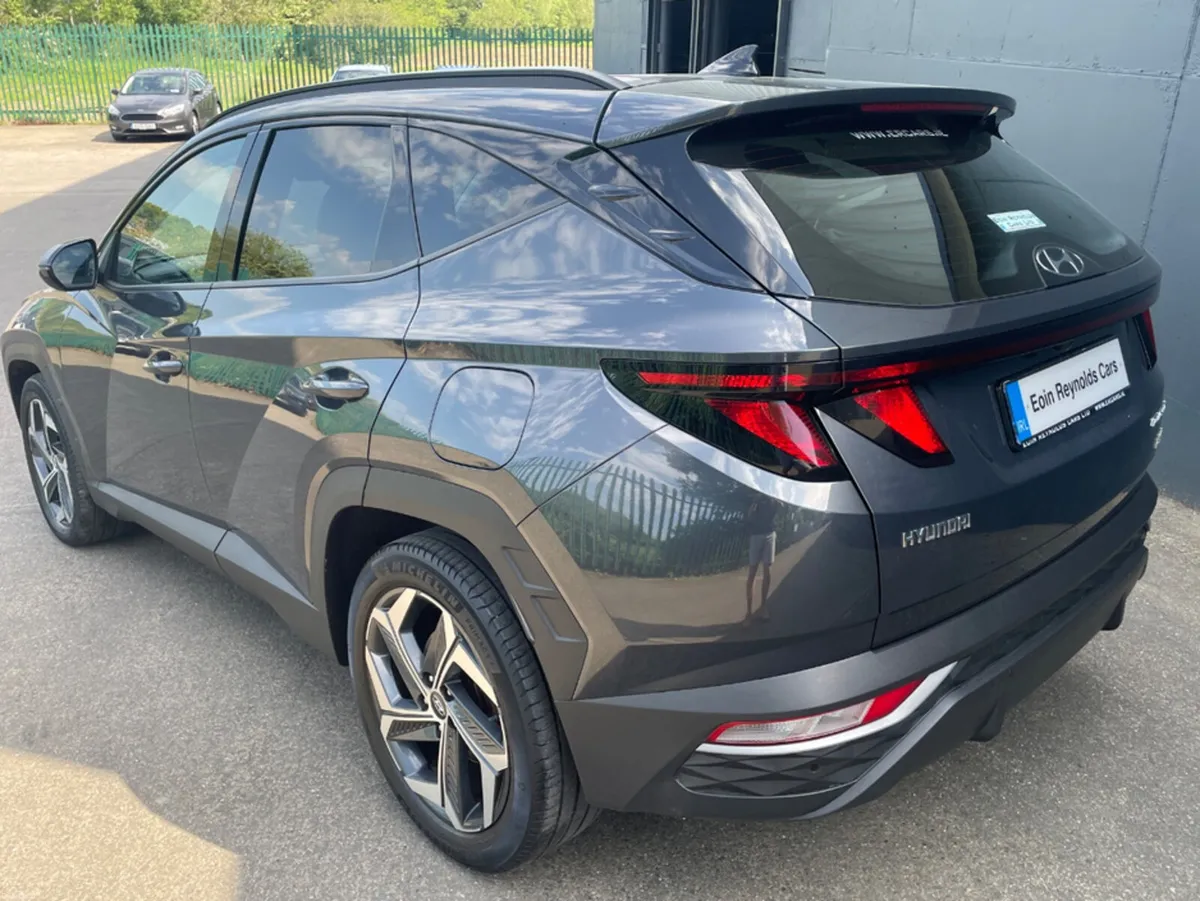 Hyundai Tucson 232 EXECUTIVE PHEV AUTO LOW KMS! AS - Image 5