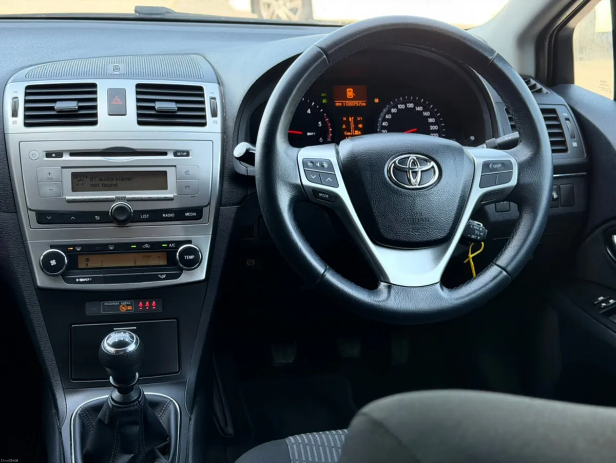 Toyota Avensis 2.0 D-4D AURA 5DR - LOW KMS - Image 4