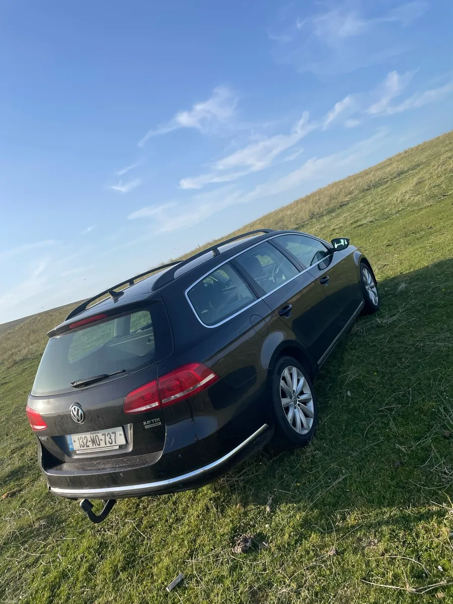 Volkswagen Passat - Image 4