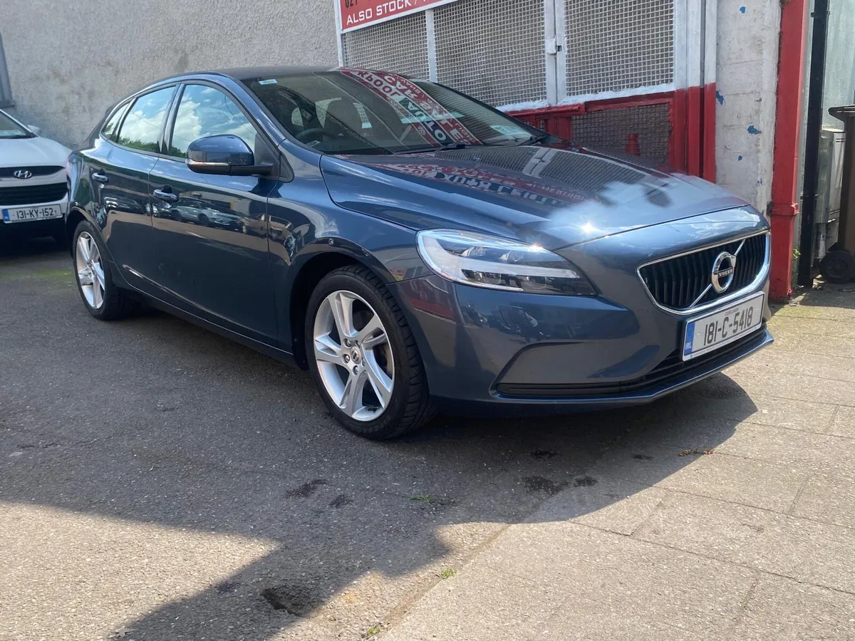 Volvo V40 2018 - Image 5