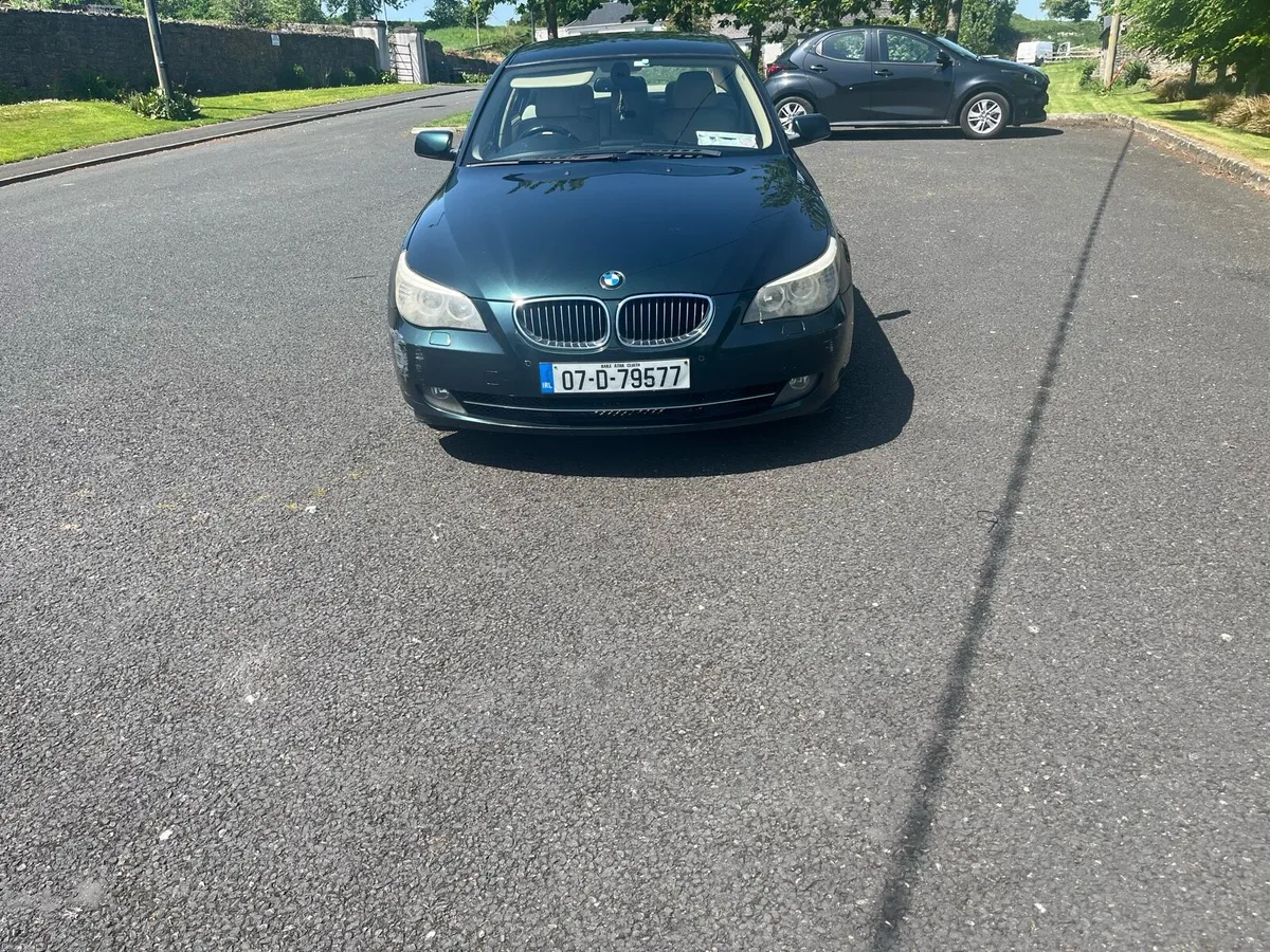 BMW 520d - Image 1