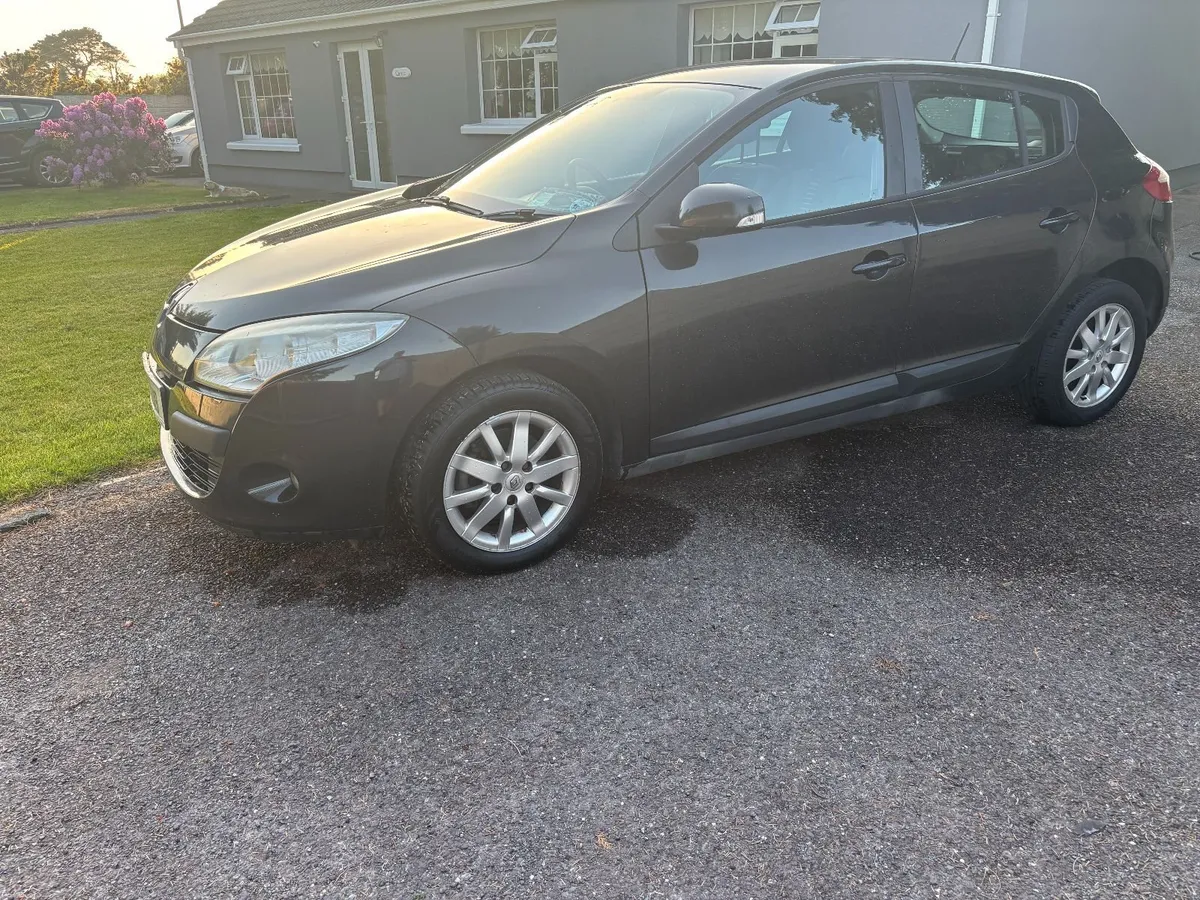 Low miles, Renault Megane 2010 tax + nct - Image 1