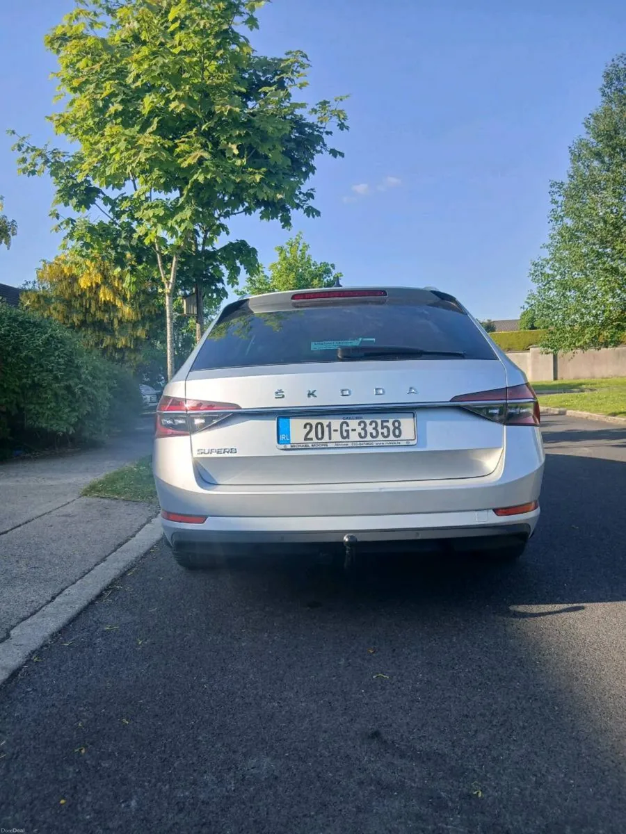 Skoda Superb - Image 4