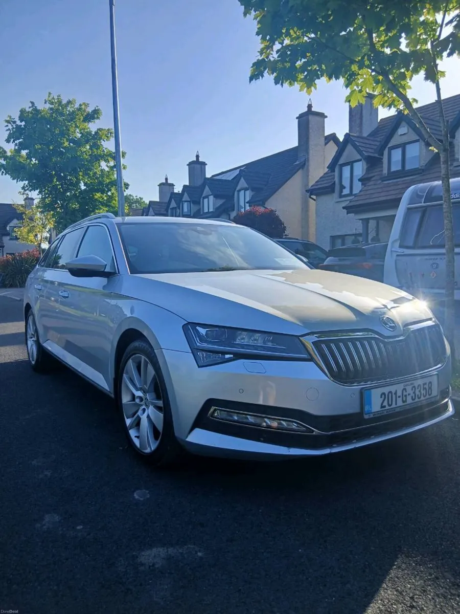 Skoda Superb - Image 1