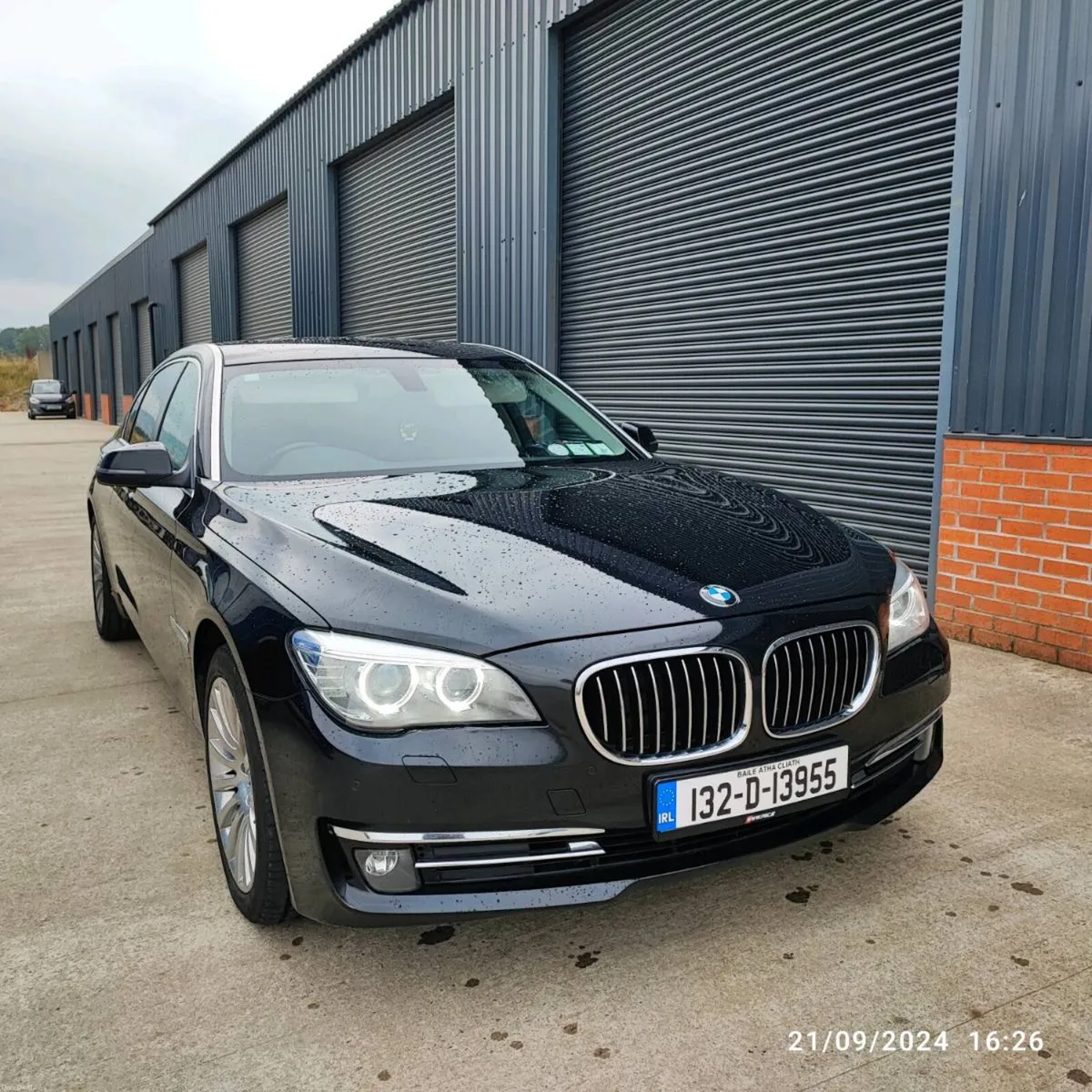 BMW 7 - Image 3