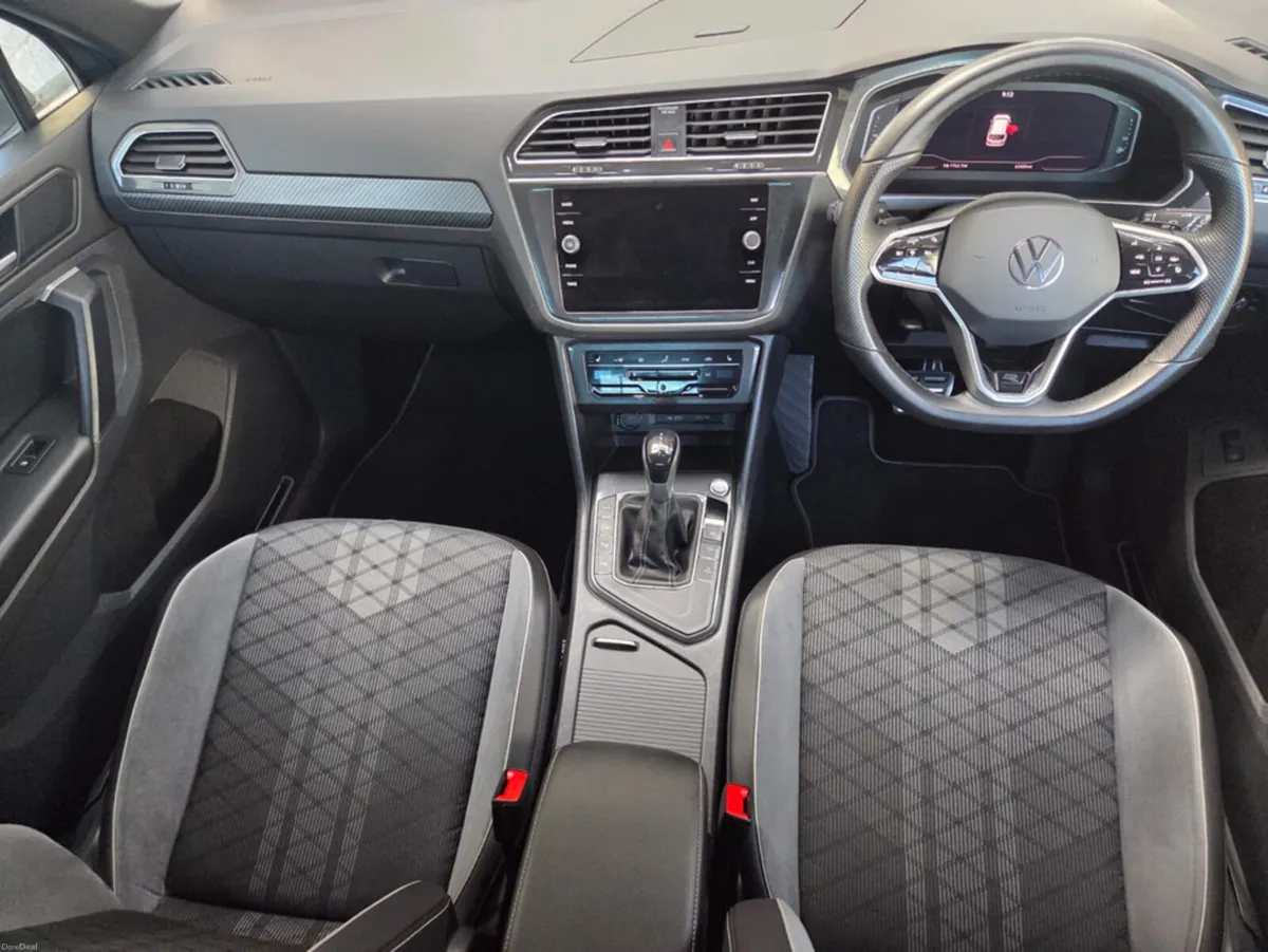 Volkswagen Tiguan R-LINE TSI PHEV S- DSG - Image 2
