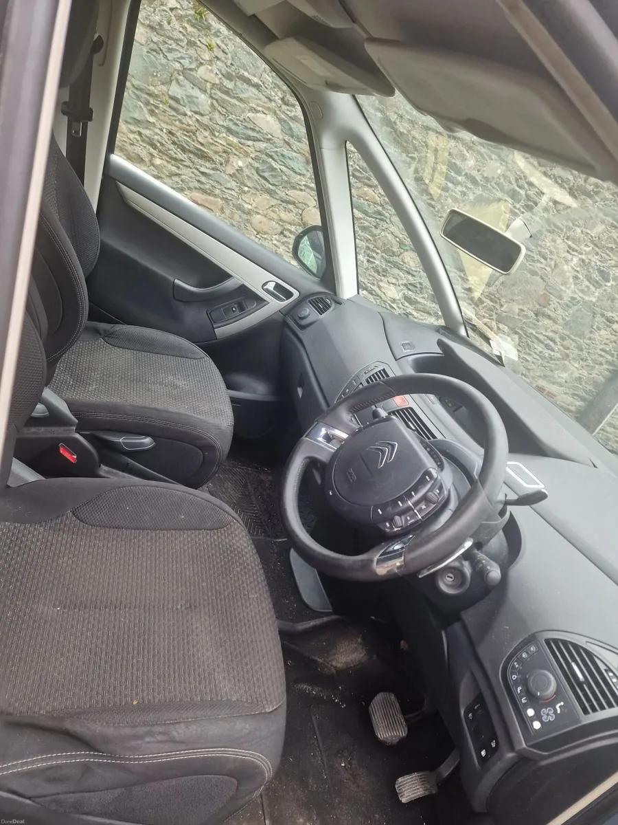 Citroen C4 Picasso 2011 - Image 3