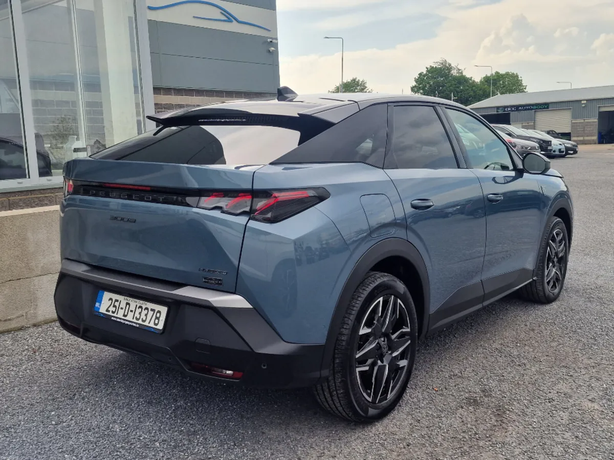 Peugeot 3008 GT 1.2 Mhev 136 E-dct6 - Image 3