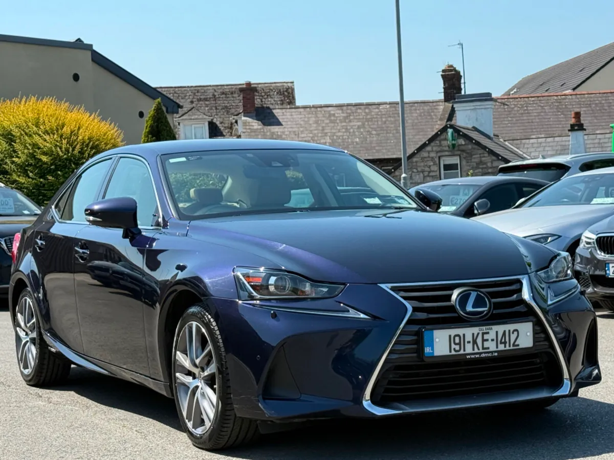 Lexus IS 300H EXECUTIVE AUTO *FSH* - Image 3