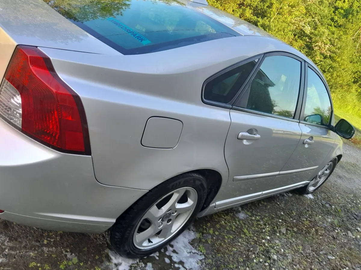 2012 Volvo S40 Classic SE - Image 3