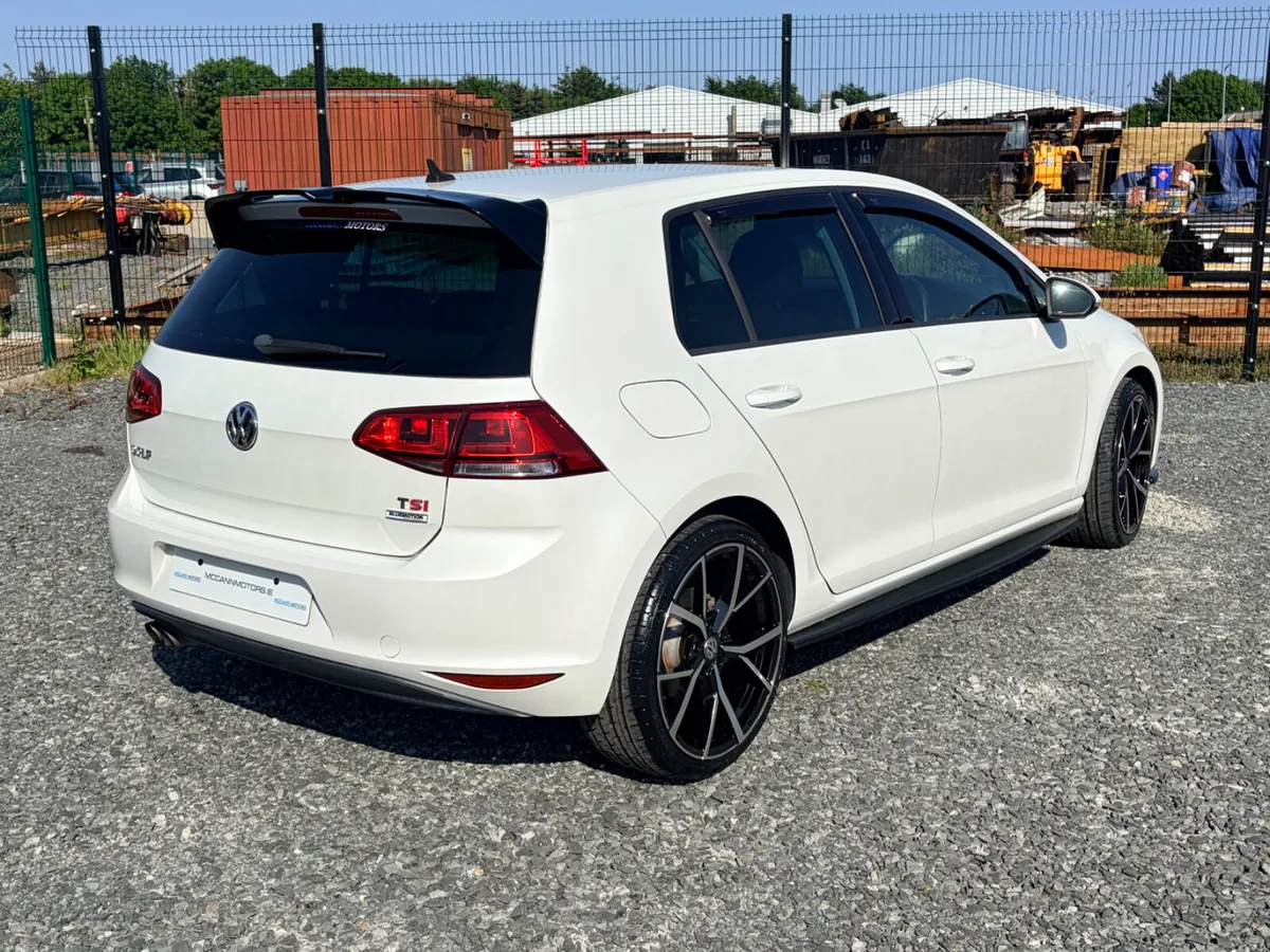 2016 VOLKSWAGEN GOLF 1.4TSI AUTO 5DR FULLY LOADED - Image 5