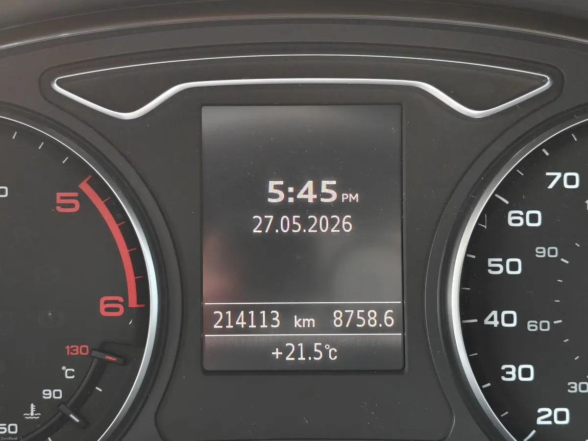 Audi A3 2015 - Image 2