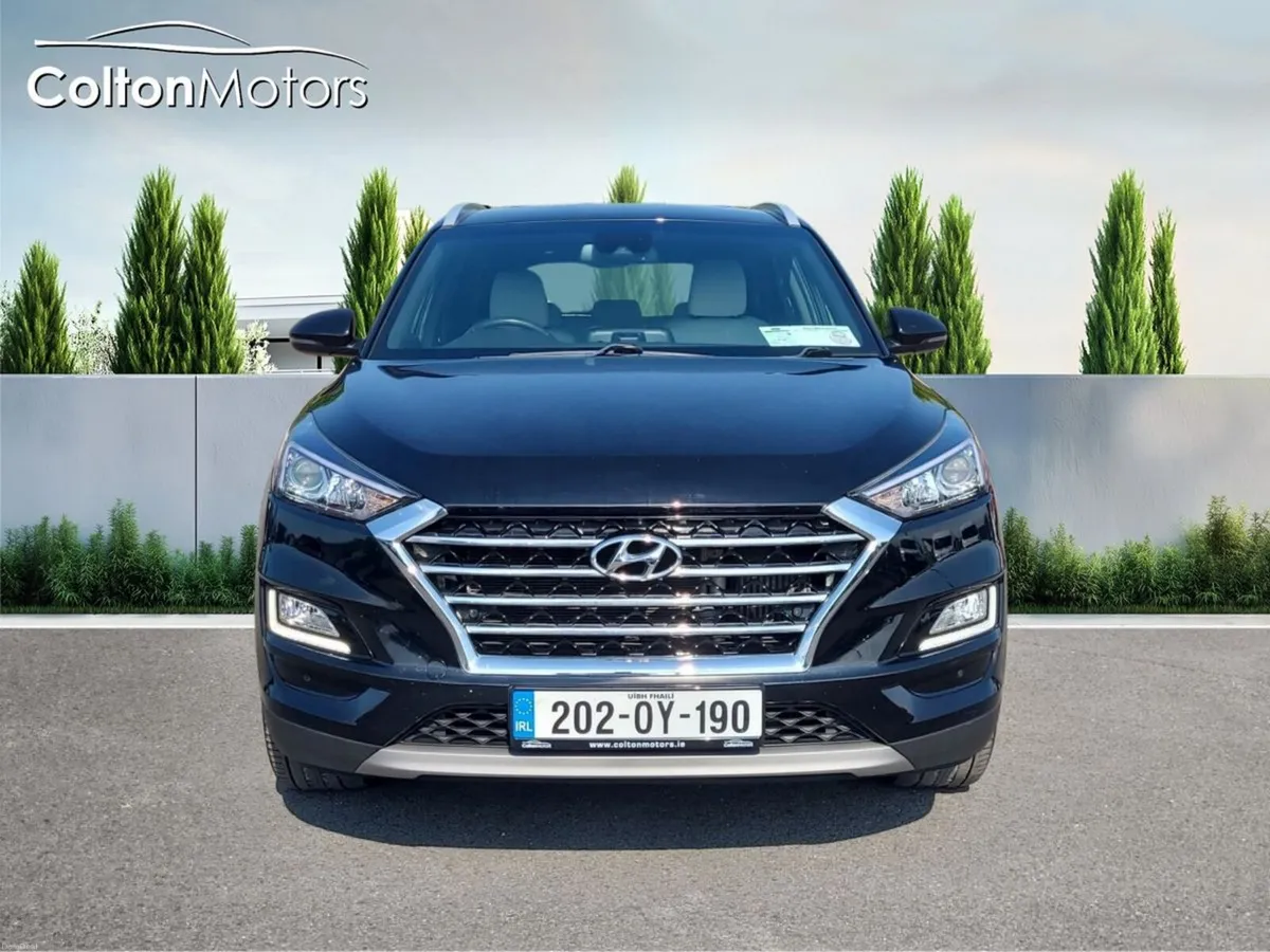 Hyundai Tucson 2WD Executive Plus - Image 4