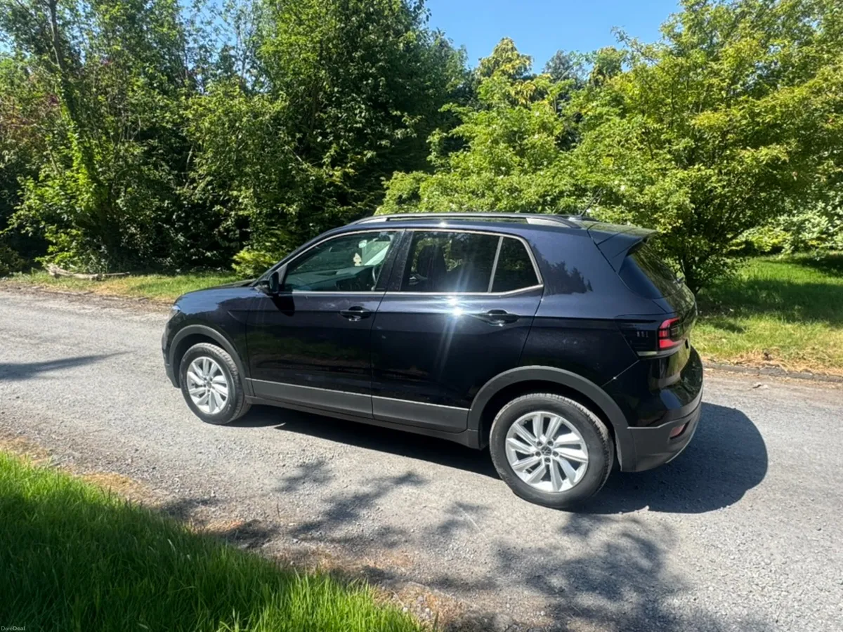 2023 VW T-Cross Life 1.0 TSI Auto - Metallic Black - Image 3
