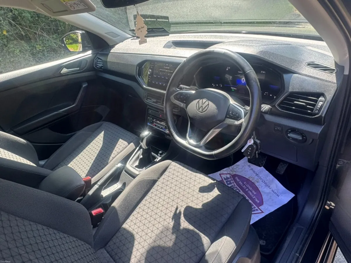 2023 VW T-Cross Life 1.0 TSI Auto - Metallic Black - Image 6