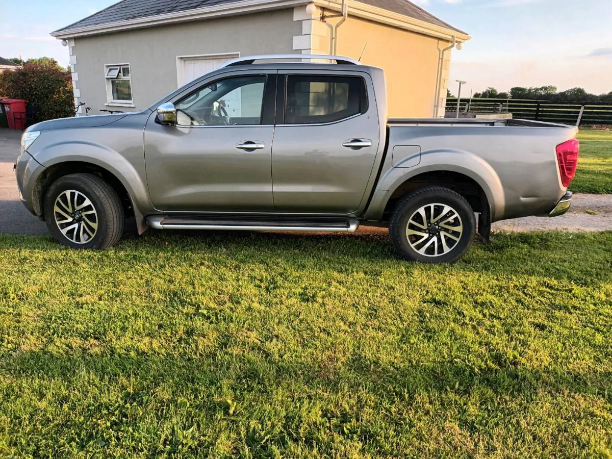 Nissan Navara Crewcab - Image 2