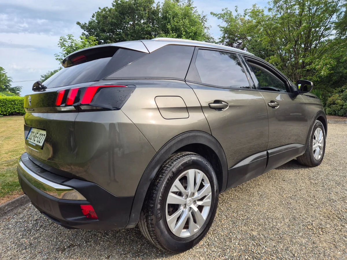 202'PEUGEOT 3008 1.2 PETROL - Image 3