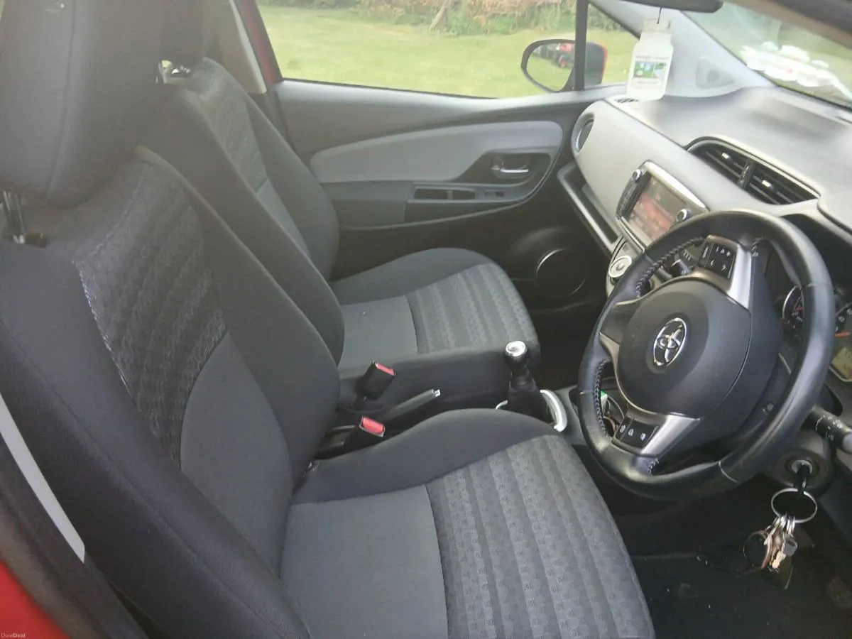 Toyota yaris for sale - Image 4