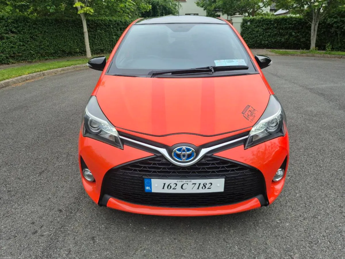TOYOTA YARIS HYBRID**LIMITED EDITION** - Image 3