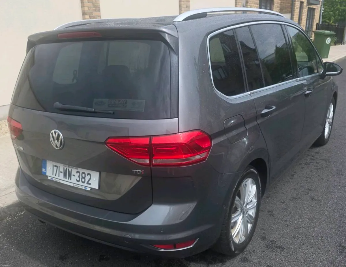 VOLKSWAGEN TOURAN (HIGHLINE) DIESEL - Image 4