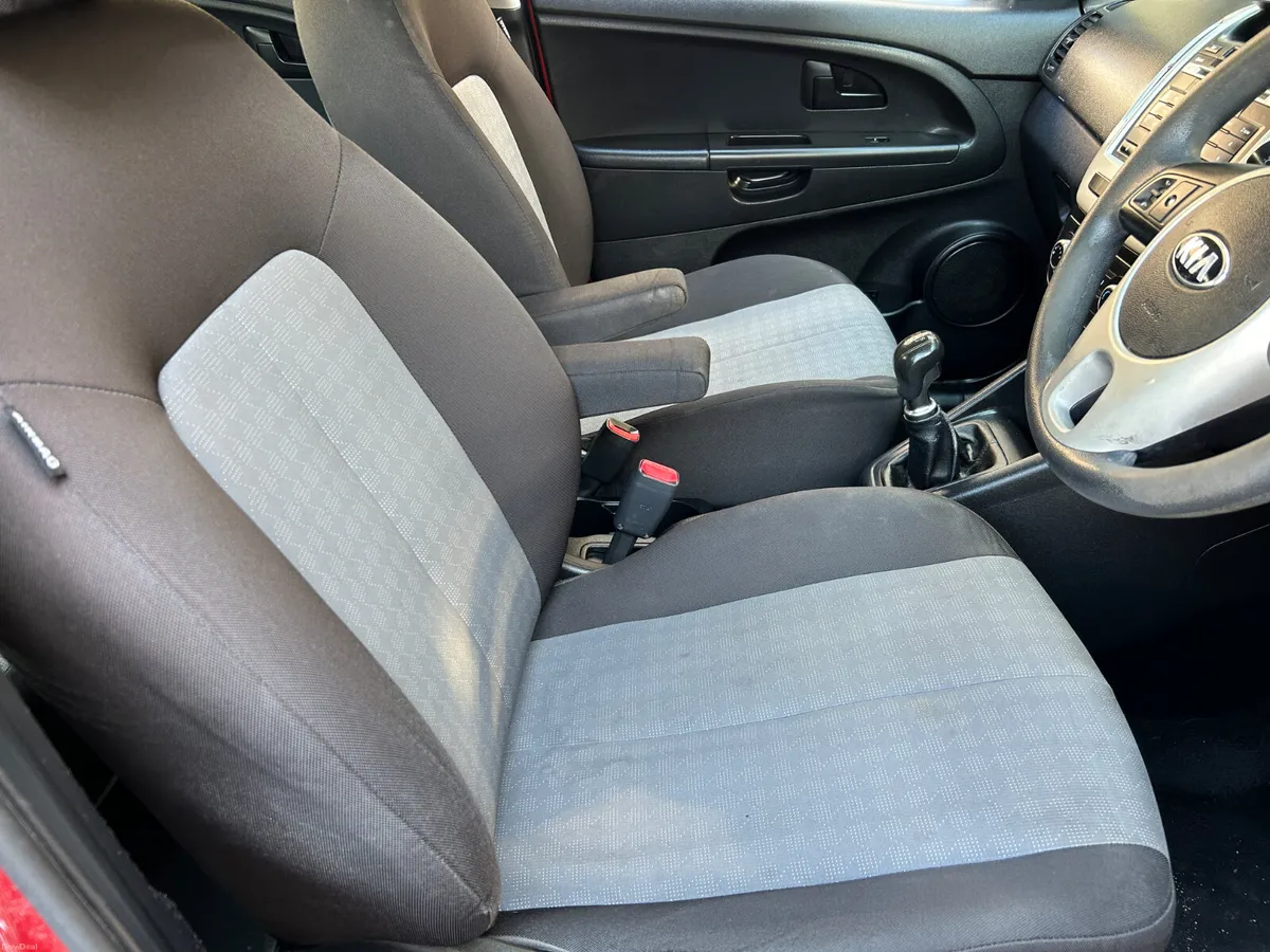 2015 Kia Venga petrol.. New NCT and  Low Miles - Image 5