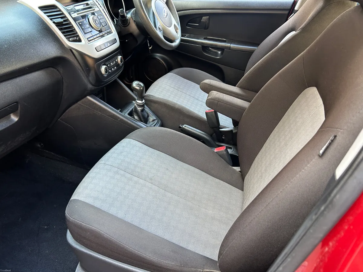 2015 Kia Venga petrol.. New NCT and  Low Miles - Image 6