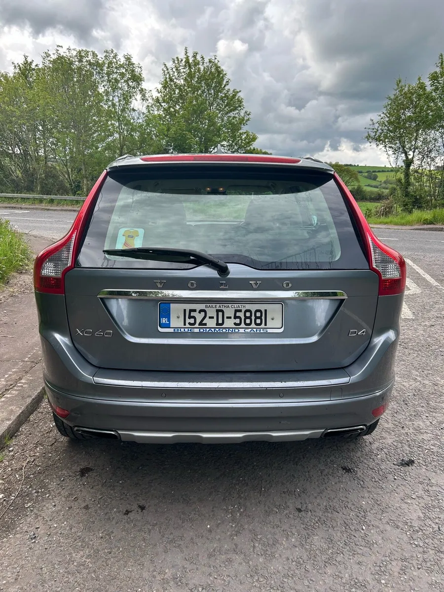 2015 Volvo SC60 automatic - Image 3