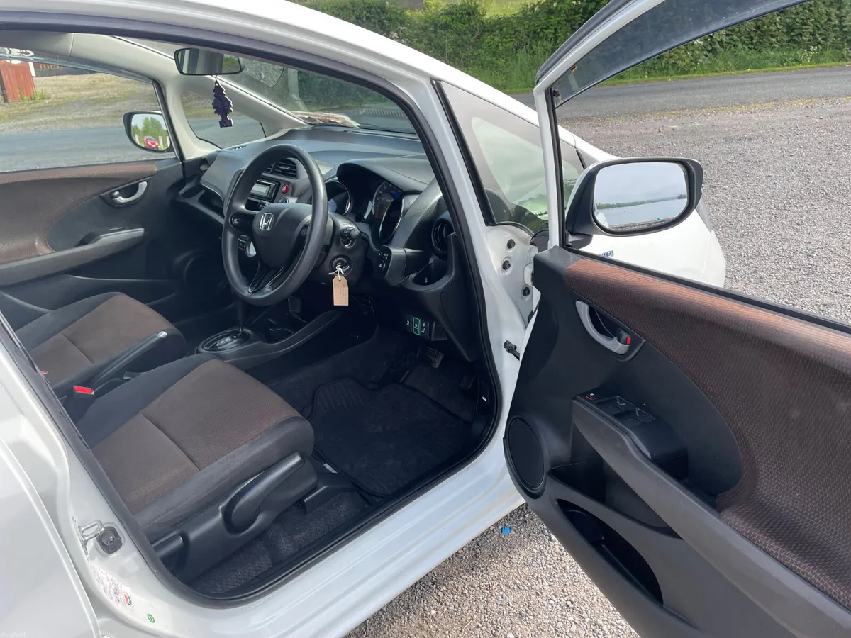 Honda Shuttle 2014 1.3 Petrol/hibrid auto nct 9/27 - Image 6
