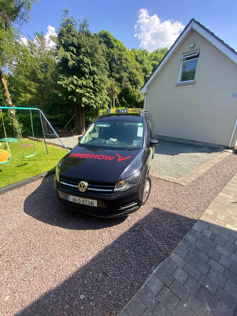 VW Caddy WAV - Image 2