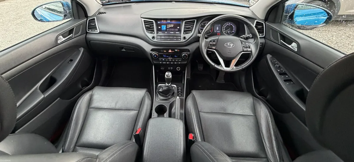 17 Hyundai Tucson 1.7 Nct&Tax - Image 6
