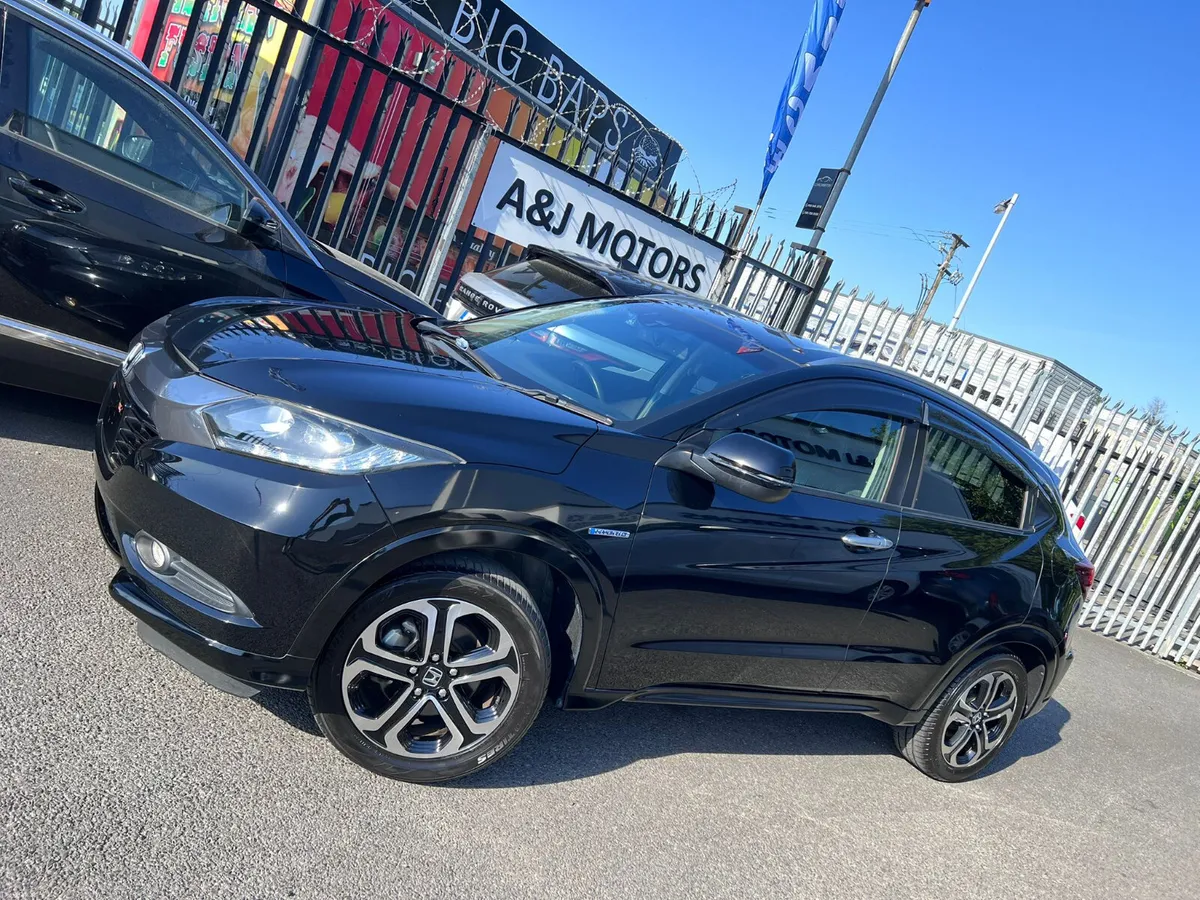 15 HONDA VEZEL 1.5 HYBRID - Image 2