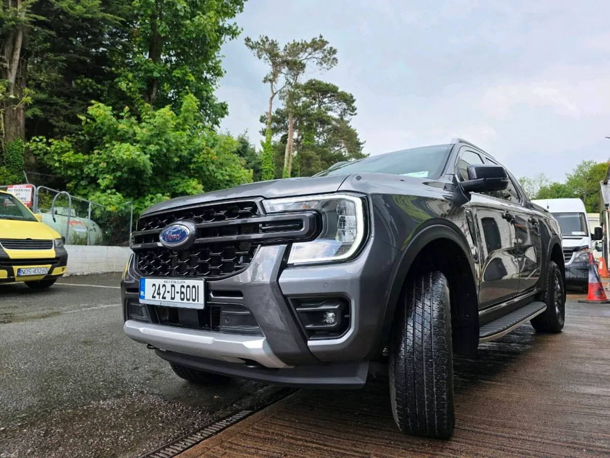 Ford Ranger 242 D/CAB WILDTRAK 2.0 TD 205 AUTO 10 - Image 4