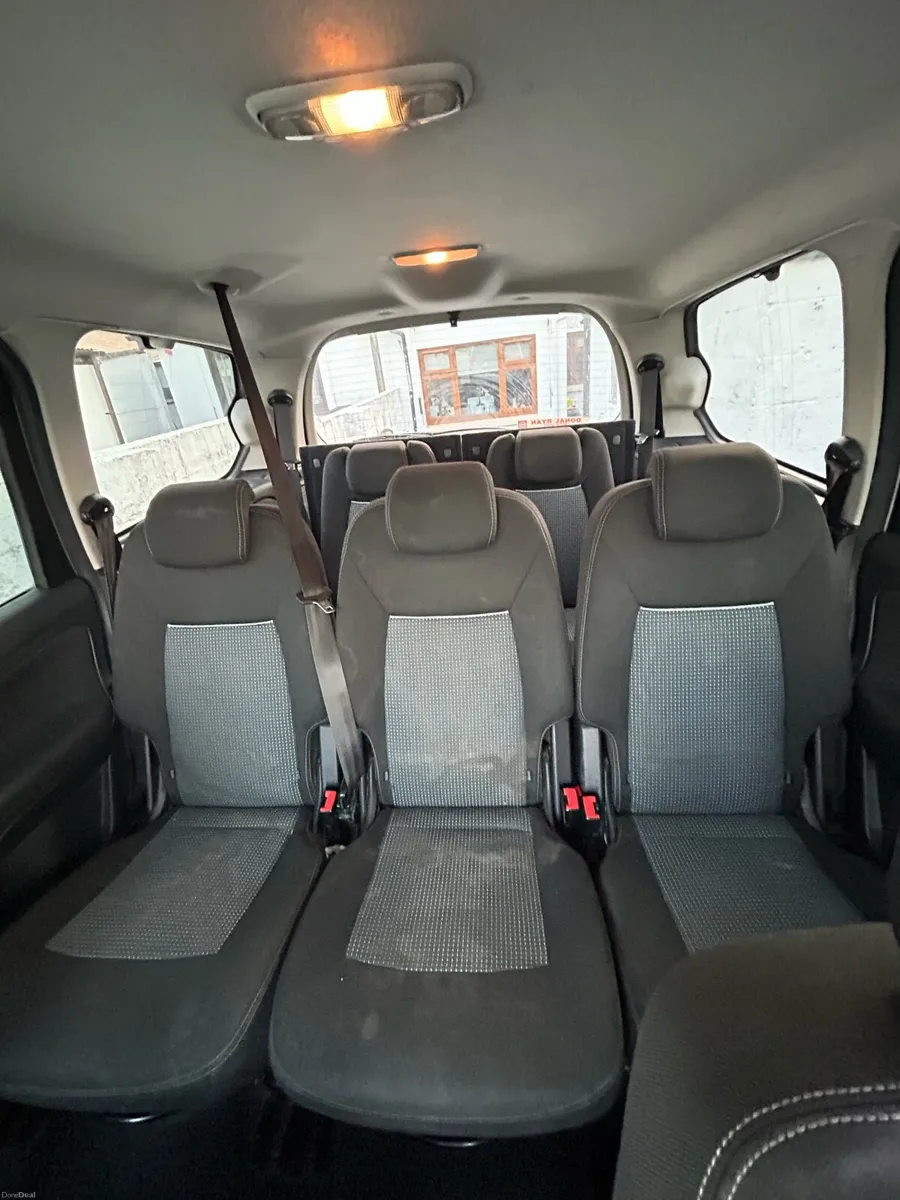 Ford galaxy - Image 4