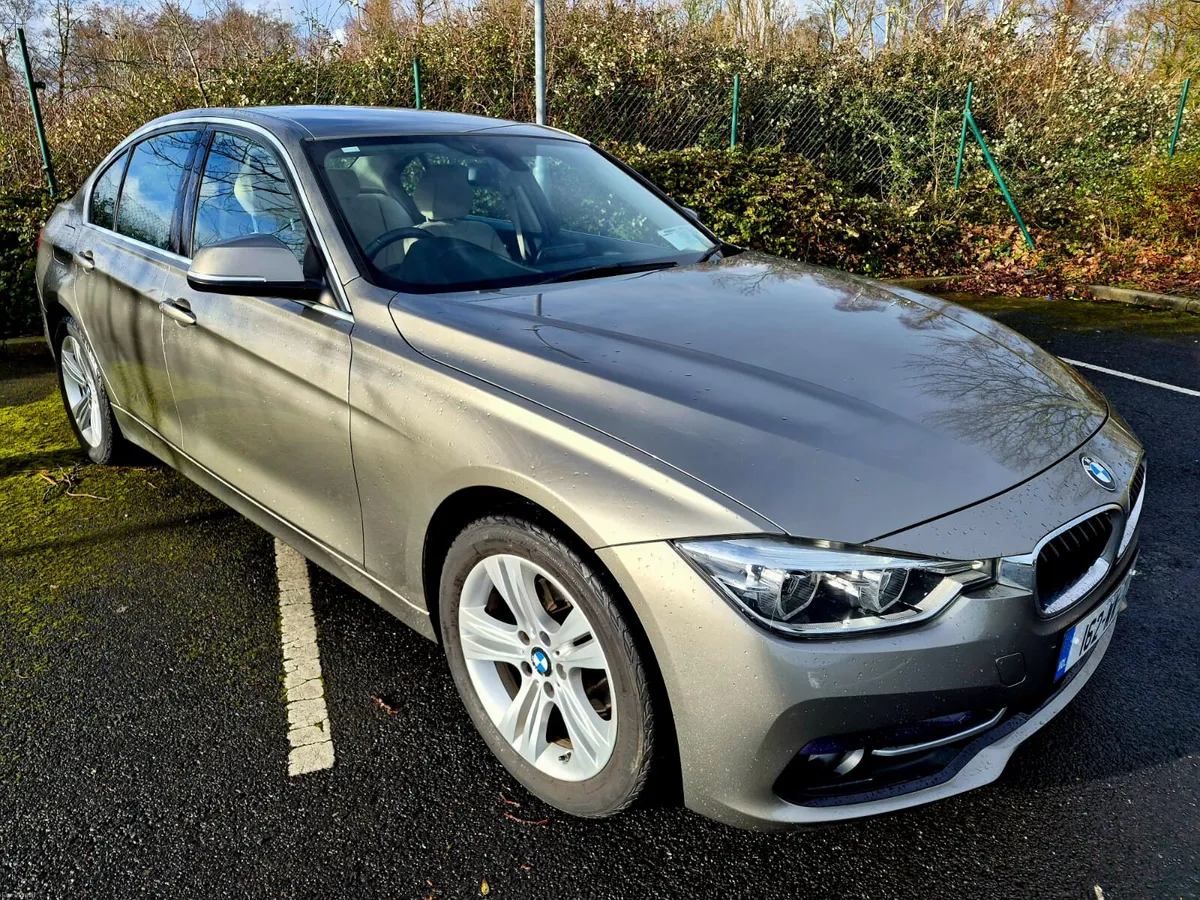 2016 BMW 318i SPORT LOW TAX - Image 4