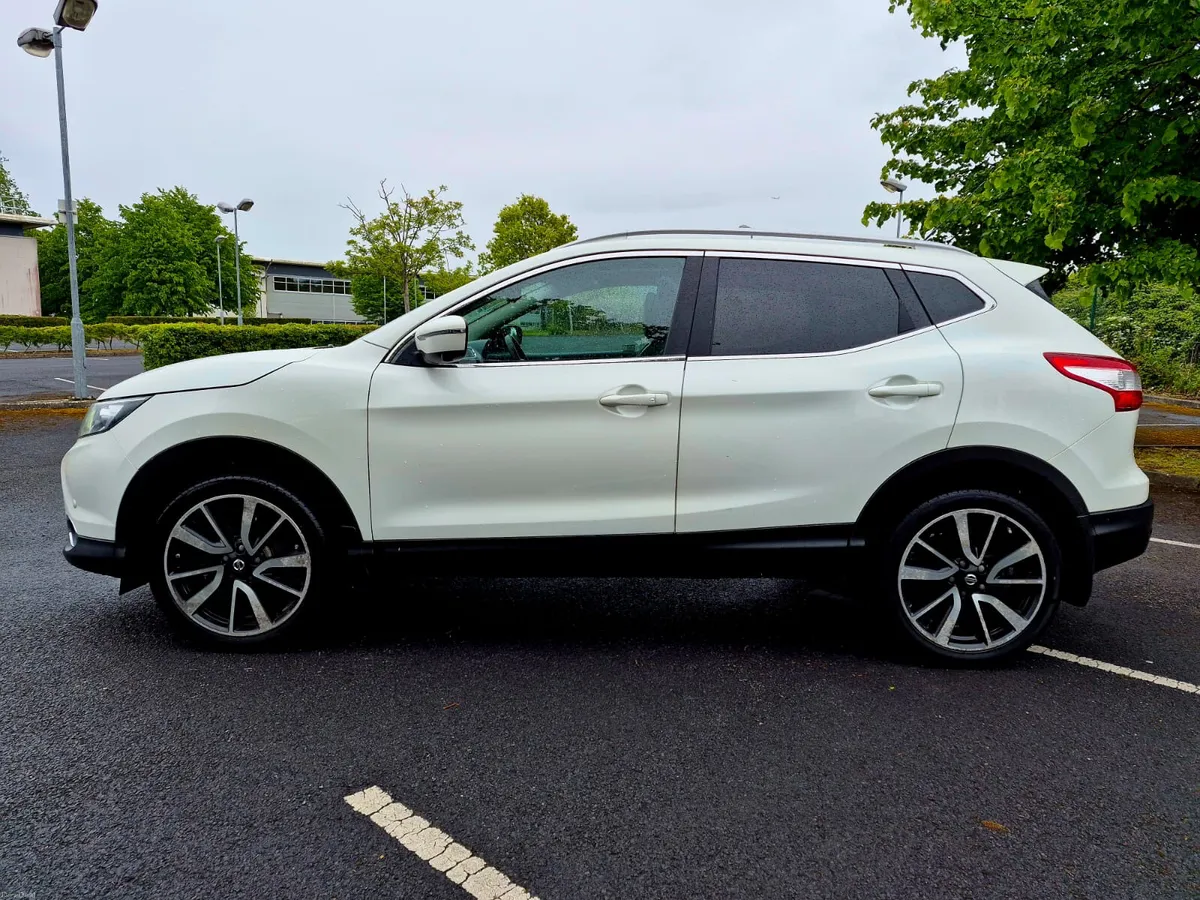 2015  NISSAN QASHQAI 1.5 DCI SVE HIGH SPEC - Image 3