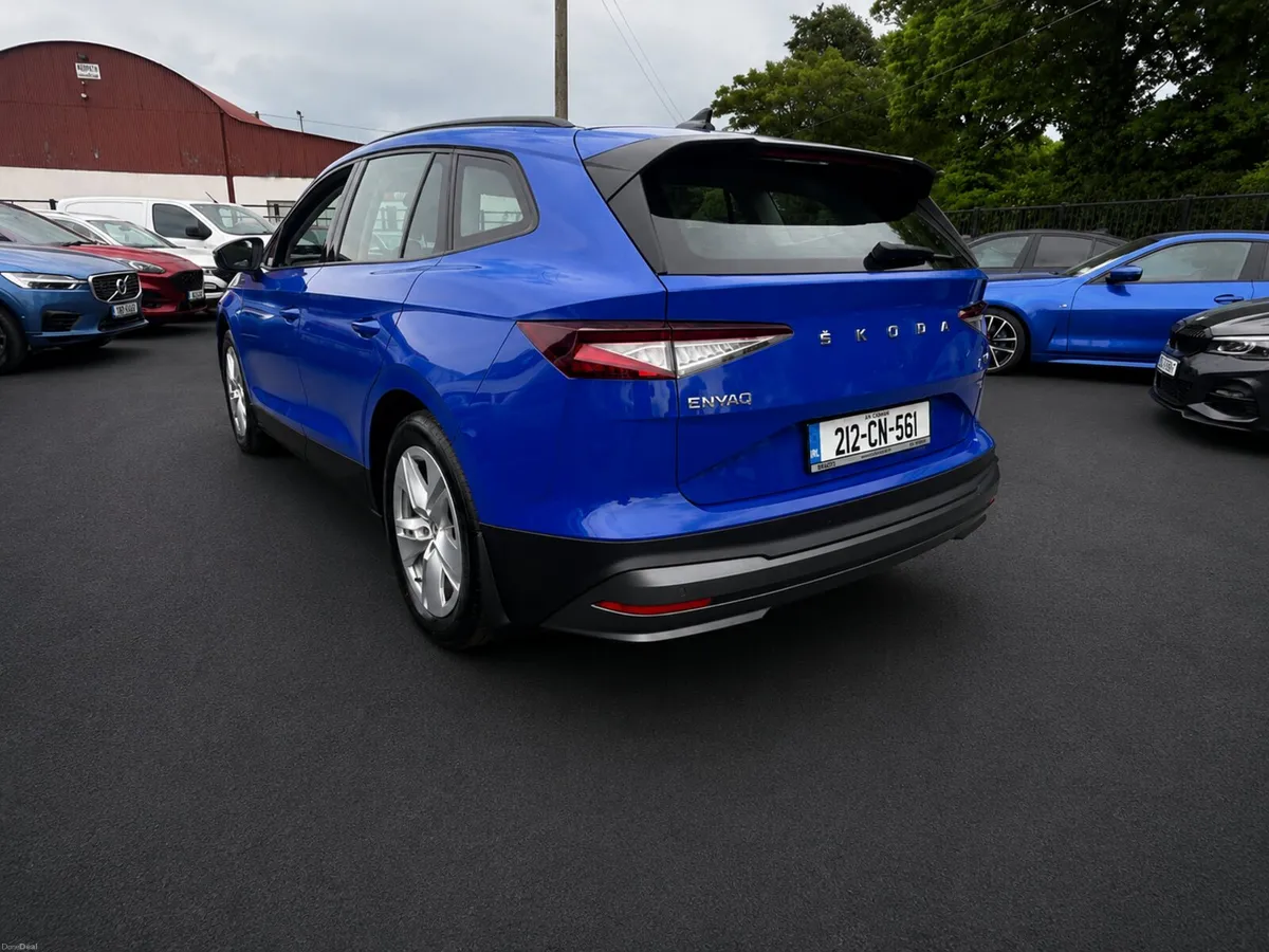 212 Skoda Enyaq A IV 60 ONE OWNER AS NEW - Image 4