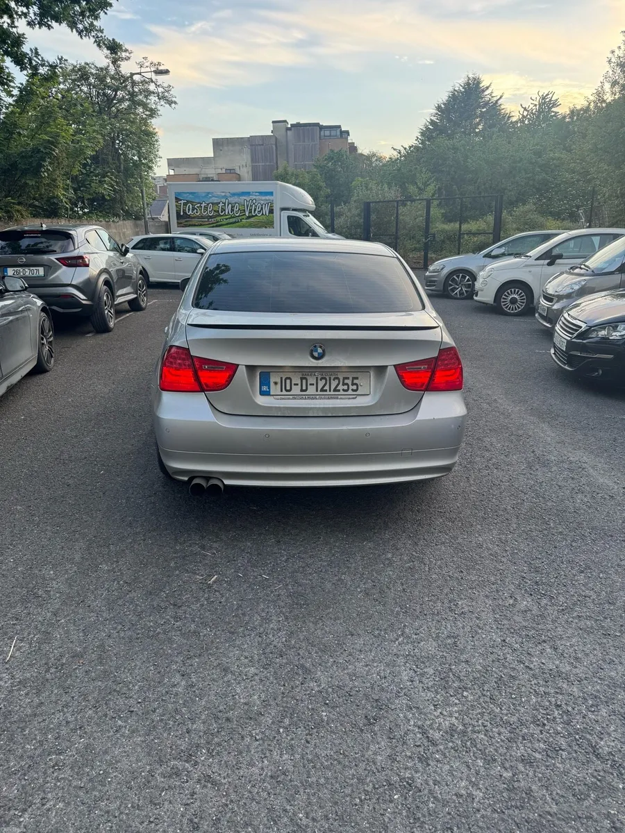 BMW 3series e90 - Image 2