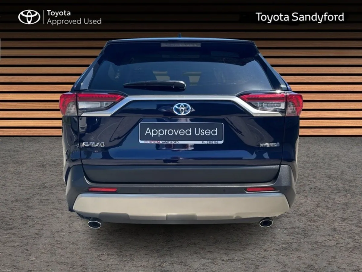 Toyota RAV4 HYBRID SOL // LEATHER HEATED SEATS // - Image 4