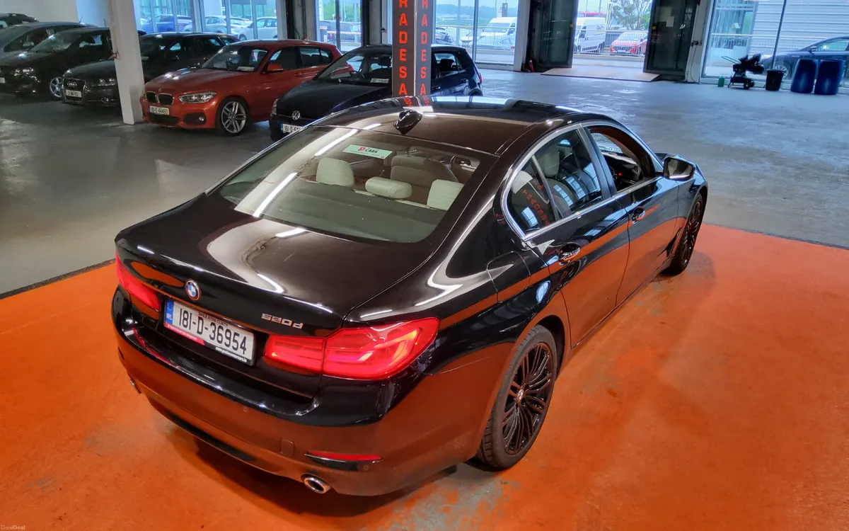 BMW 5-Series 2018 - Image 3