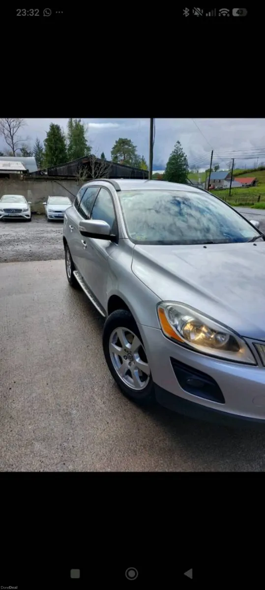 Volvo XC60 2010 - Image 2