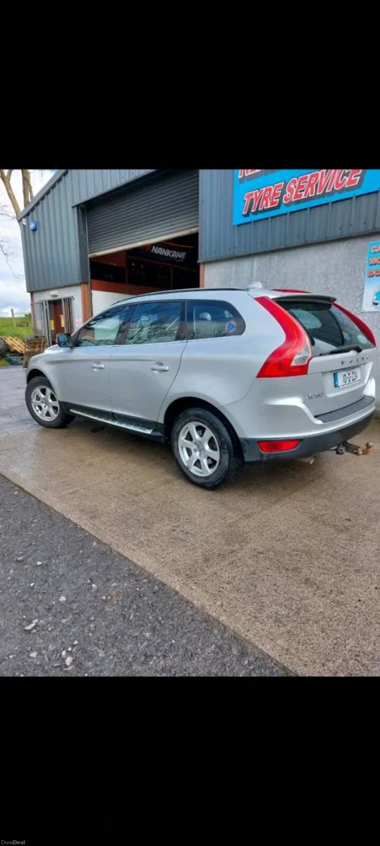 Volvo XC60 2010 - Image 4