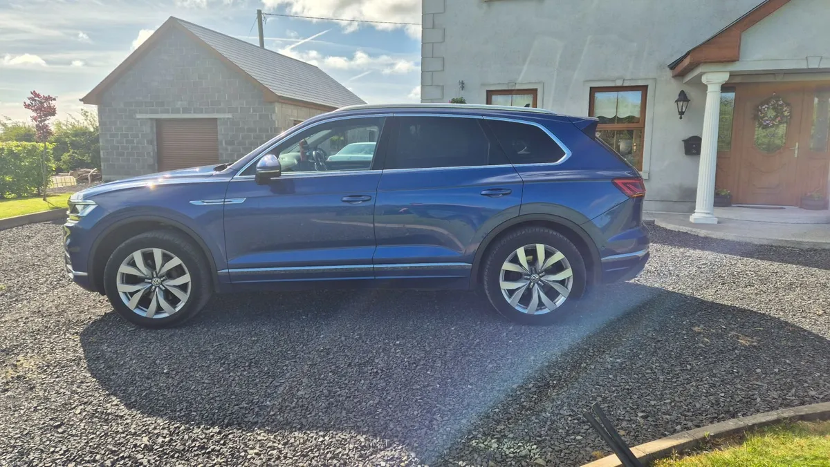 Volkswagen Touareg 2019 - Image 3