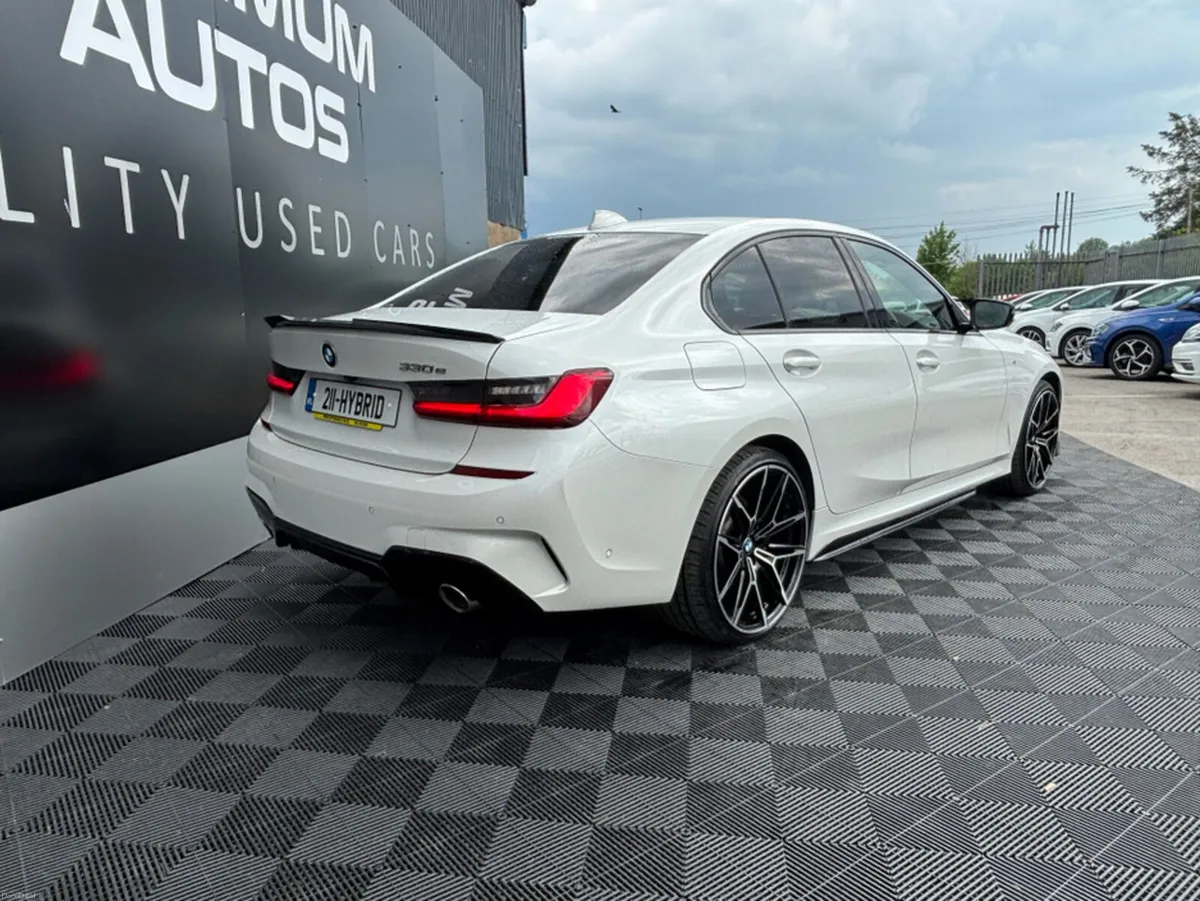 BMW 3-Series BMW 330e individual M-sport plug in h - Image 2
