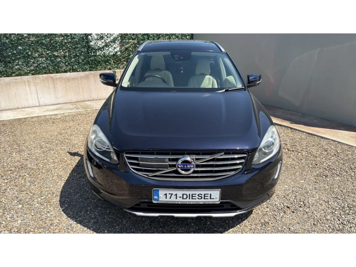 Volvo XC60 2.0 D4 CLASSIC - Image 3