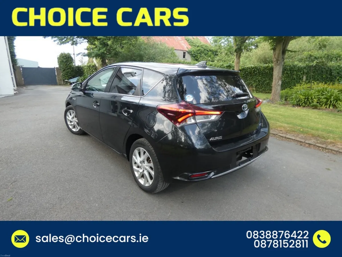 Toyota Auris 1.5 AUTO HYBRID - Image 4