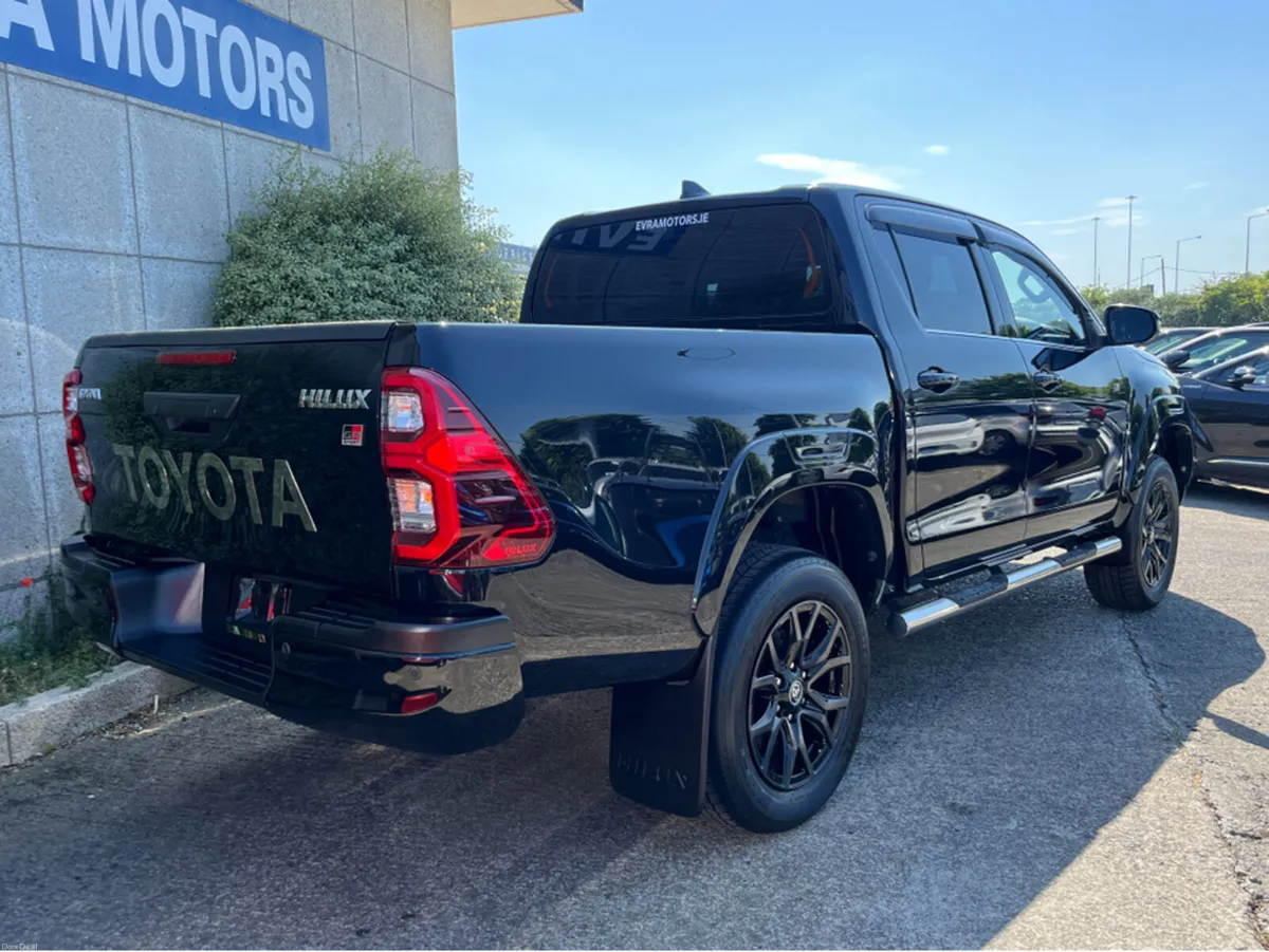 Toyota Hilux GR SPORT AUTOMATIC 2.4 DIESEL €49950 - Image 4