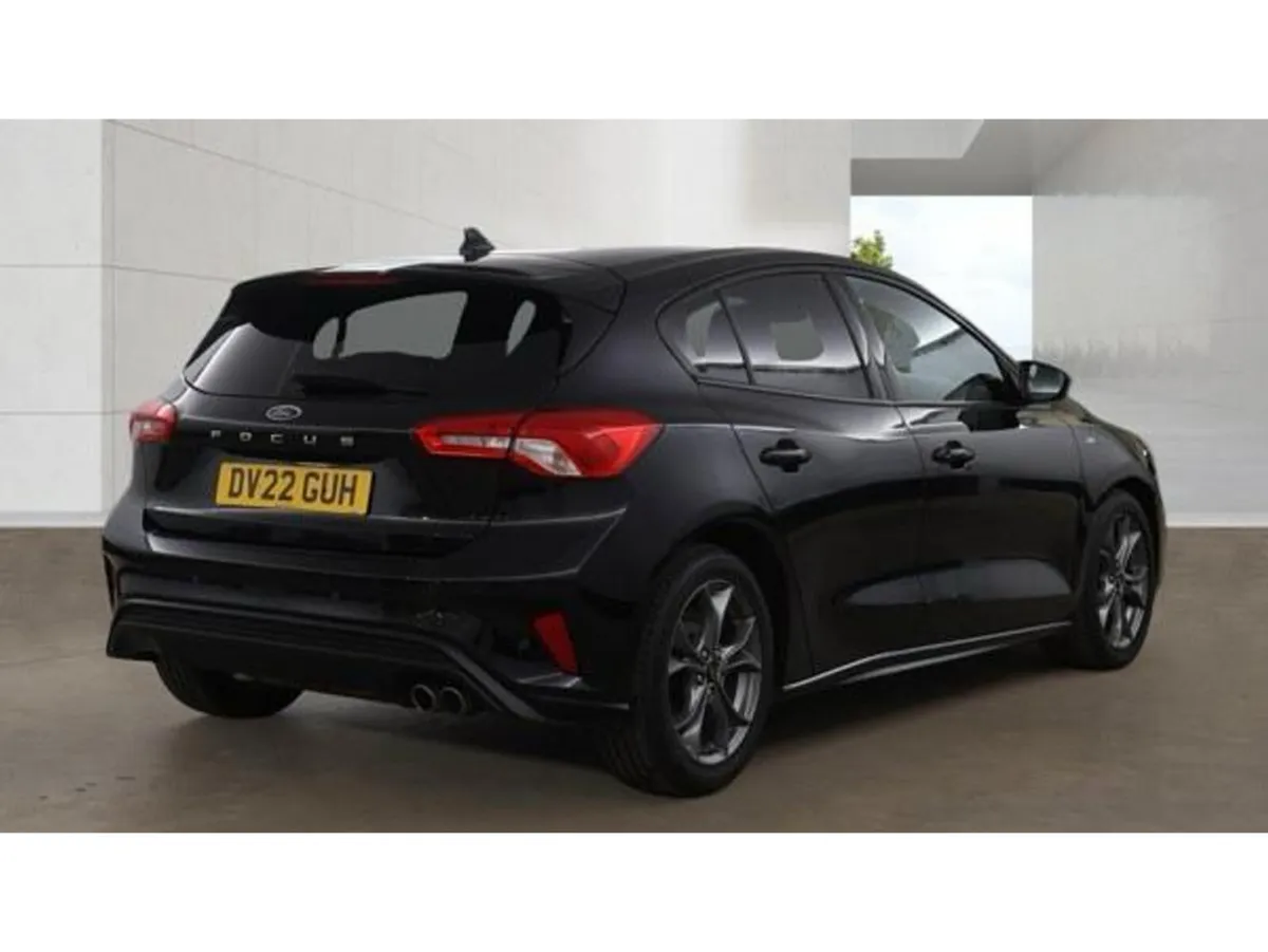 Ford Focus ST-LINE EDITION ECO ECOBLUE - Image 4